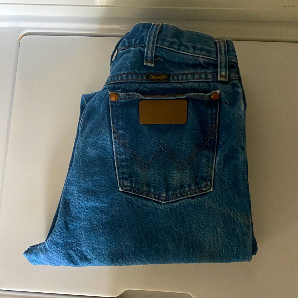 Tailored to fit 34L